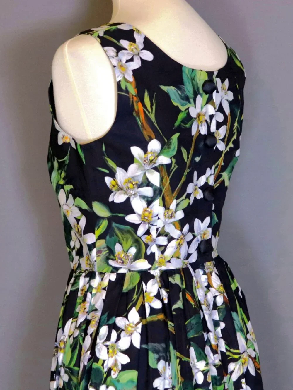 Dolce & Gabbana Size 44 Dress Black Green Floral Orange Blossom Midi Dress - Picture 5 of 16